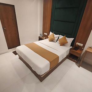 Hotel West Line Andheri